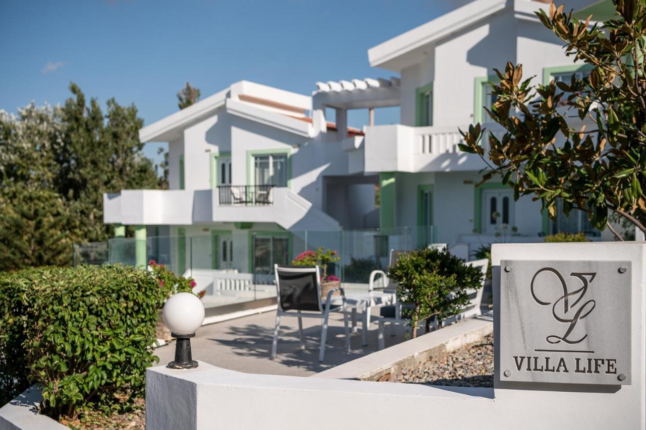 Villa Life Agia Marina المظهر الخارجي الصورة