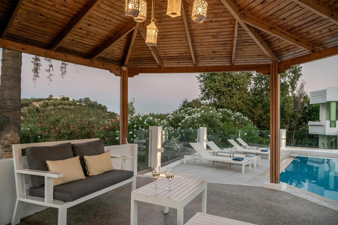 Villa Life Agia Marina المظهر الخارجي الصورة