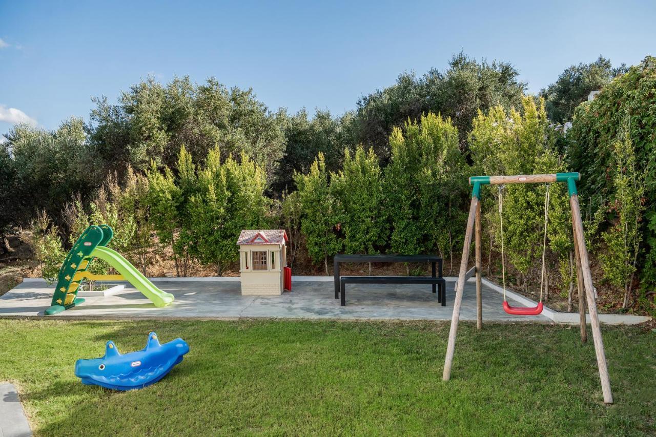 Villa Life Agia Marina المظهر الخارجي الصورة